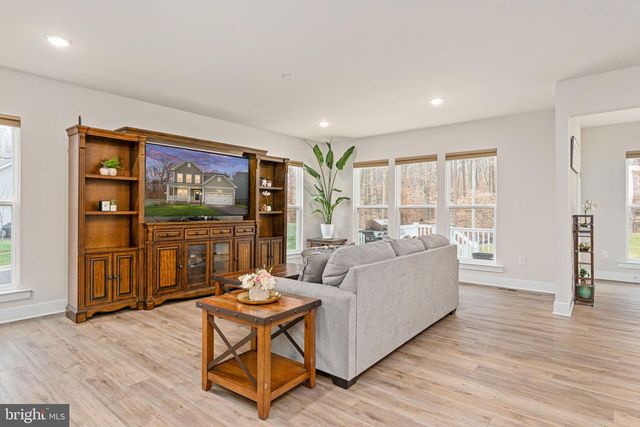 17814 WHITE CAMPION WAY, Dumfries, VA 22026