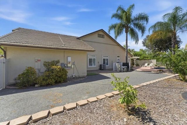 2749 Silver Oak, Escondido, CA 92029