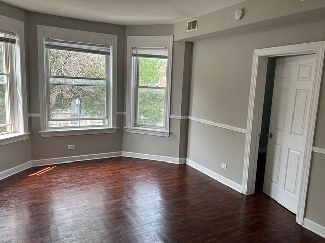 6943 S King Drive, Chicago, IL 60637