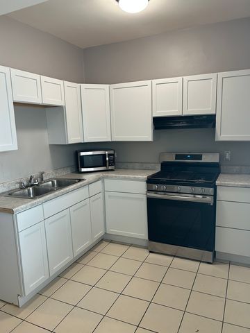 6943 S King Drive, Chicago, IL 60637