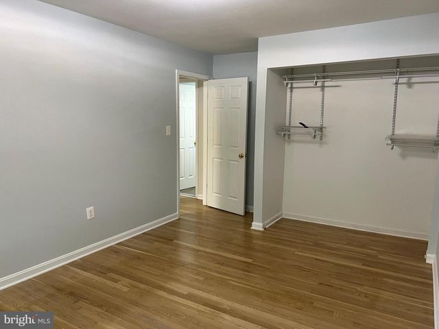 6683 MCLEAN DR, Mclean, VA 22101