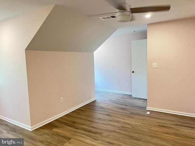 6683 MCLEAN DR, Mclean, VA 22101