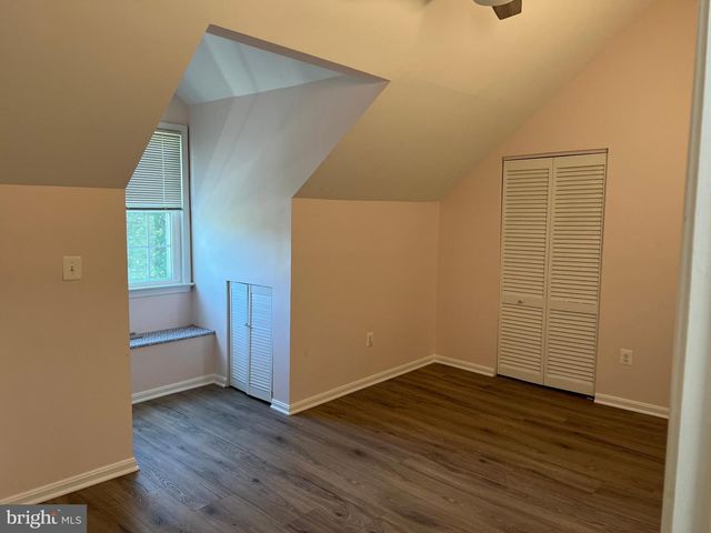 6683 MCLEAN DR, Mclean, VA 22101