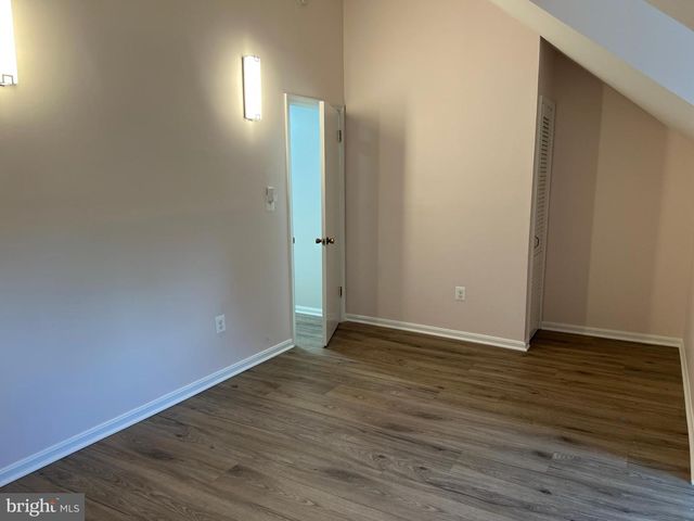 6683 MCLEAN DR, Mclean, VA 22101