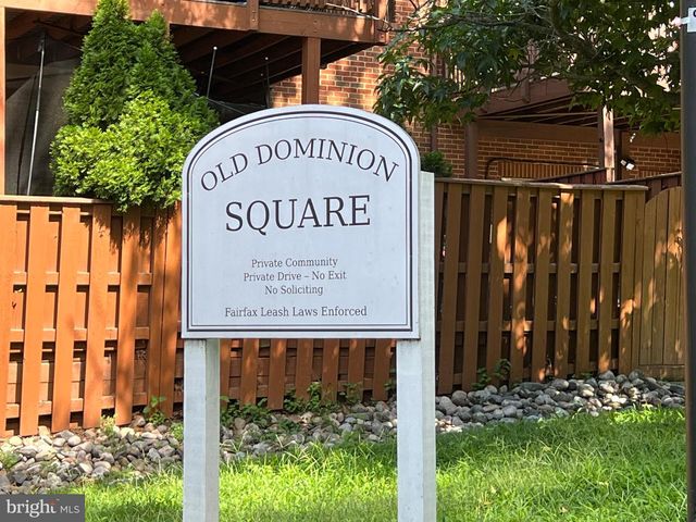 6683 MCLEAN DR, Mclean, VA 22101