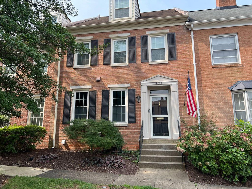 6683 MCLEAN DR, Mclean, VA 22101