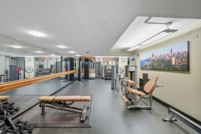 345 N La Salle Drive 3002, Chicago, IL 60654