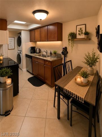 4200 South Valley View Boulevard 2054, Las Vegas, NV 89103