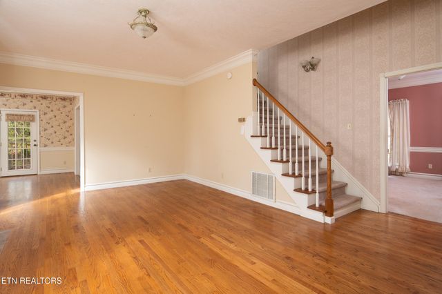 6215 Cardwell Rd, Corryton, TN 37721