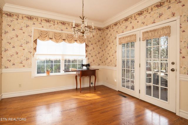 6215 Cardwell Rd, Corryton, TN 37721