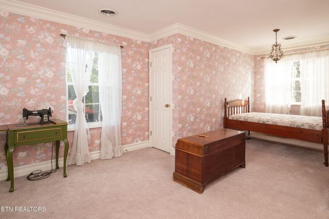 6215 Cardwell Rd, Corryton, TN 37721