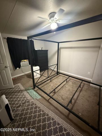 1288 VILLAGE GREEN Court, Jacksonville, FL 32234