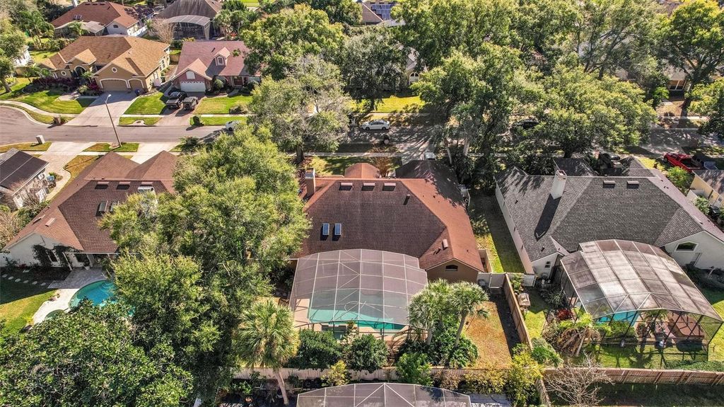 Image 55 of property listing at 8021 LANDGROVE COURT, Orlando, FL 32819