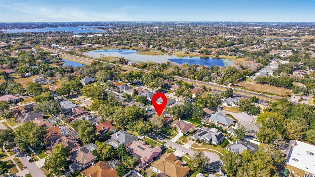 Image 61 of property listing at 8021 LANDGROVE COURT, Orlando, FL 32819