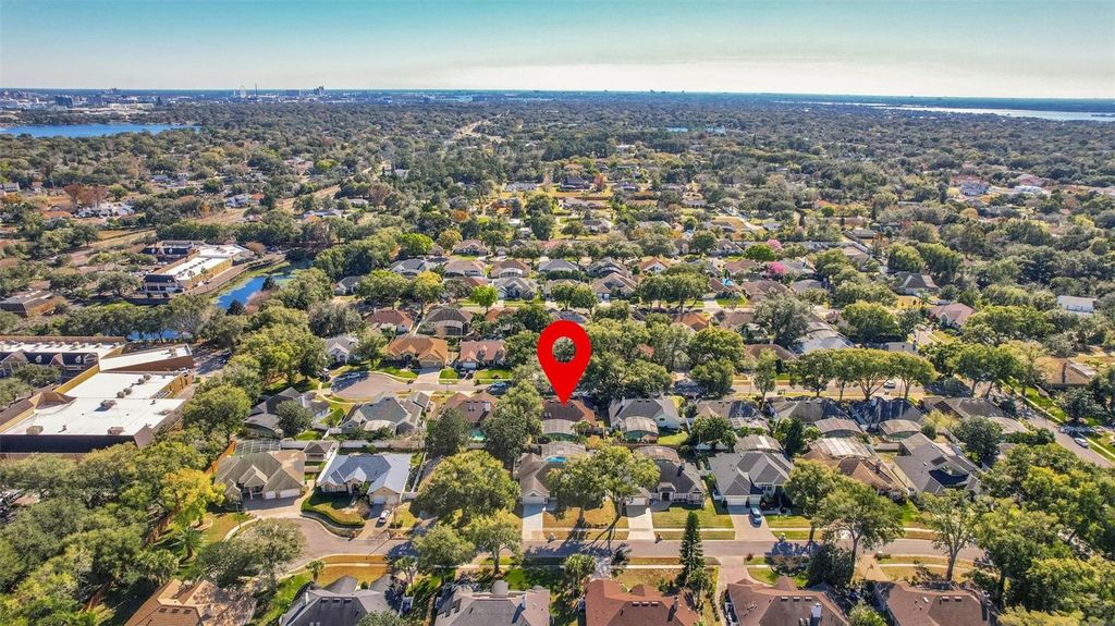 Image 64 of property listing at 8021 LANDGROVE COURT, Orlando, FL 32819