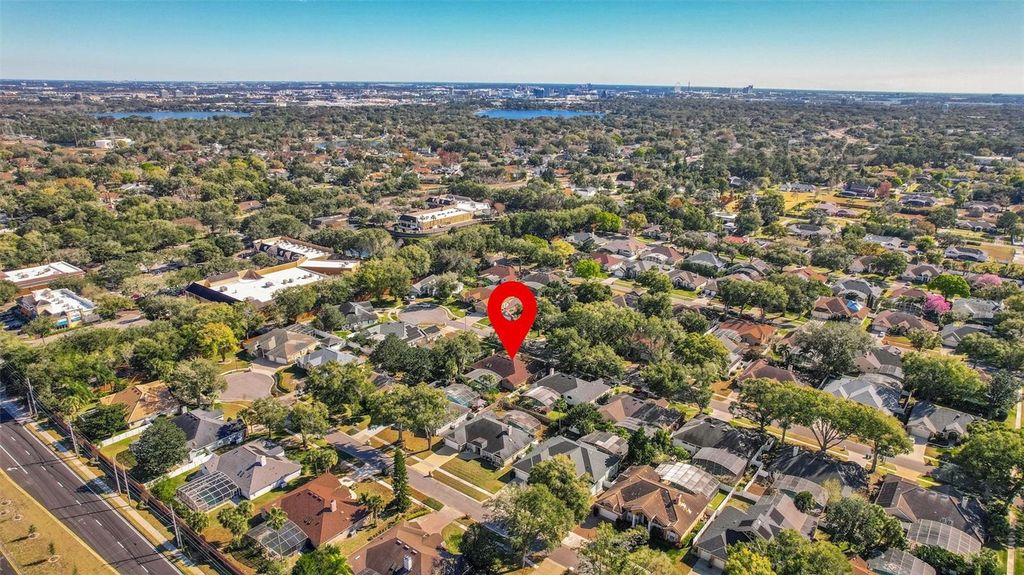 Image 65 of property listing at 8021 LANDGROVE COURT, Orlando, FL 32819