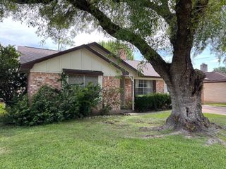 9543 Wickenburg Drive, Houston, TX 77031