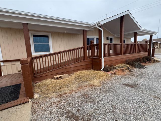 418 S Elm Street, Custer City, OK 73639