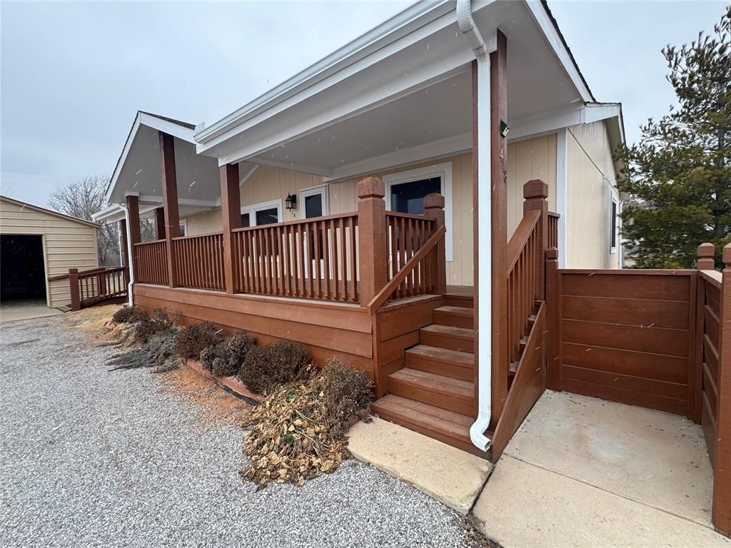 418 S Elm Street, Custer City, OK 73639