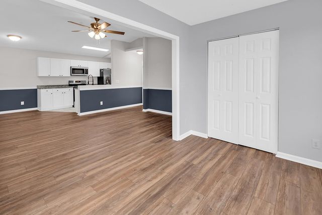 8658 S Bridge Dr Apt I, Surfside Beach, SC 29575