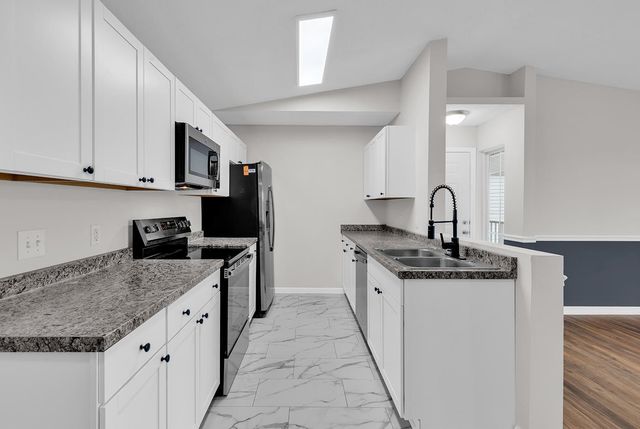 8658 S Bridge Dr Apt I, Surfside Beach, SC 29575