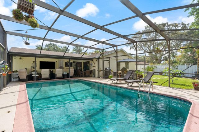 4010 W Sailboat Drive, Cooper City, FL 33026