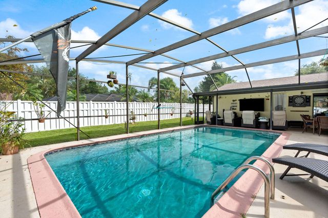 4010 W Sailboat Drive, Cooper City, FL 33026