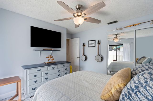 4010 W Sailboat Drive, Cooper City, FL 33026
