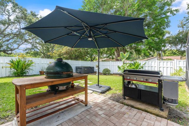 4010 W Sailboat Drive, Cooper City, FL 33026