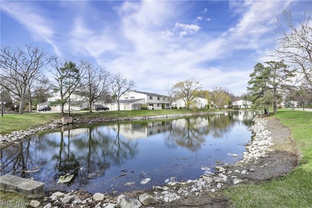 2955 N Bay Drive H4, Westlake, OH 44145