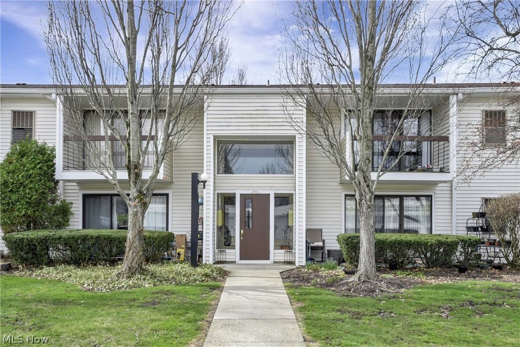 2955 N Bay Drive H4, Westlake, OH 44145
