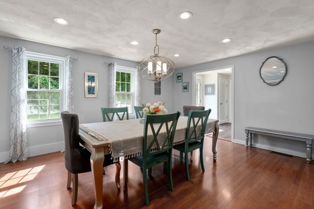 543 Central Street, Holliston, MA 01746