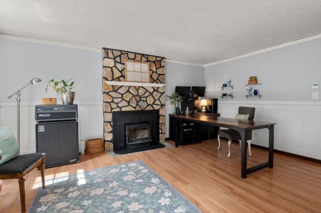 543 Central Street, Holliston, MA 01746
