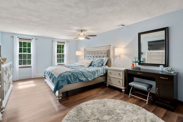 543 Central Street, Holliston, MA 01746