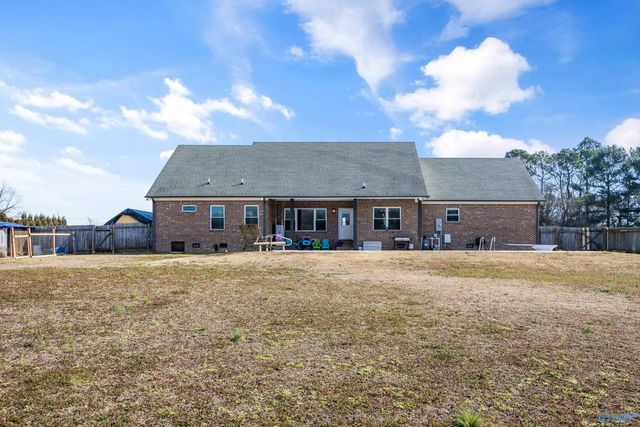 16513 Newby Chapel Road, Athens, AL 35613