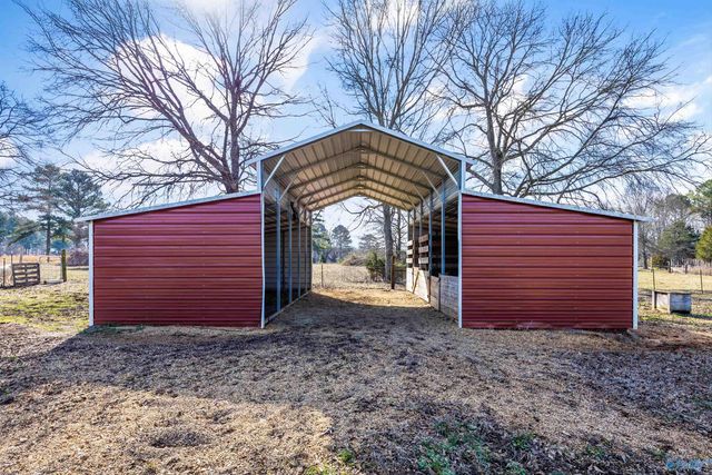 16513 Newby Chapel Road, Athens, AL 35613