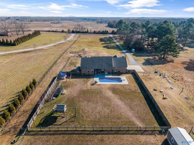 16513 Newby Chapel Road, Athens, AL 35613