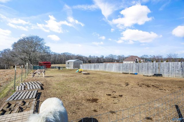 16513 Newby Chapel Road, Athens, AL 35613