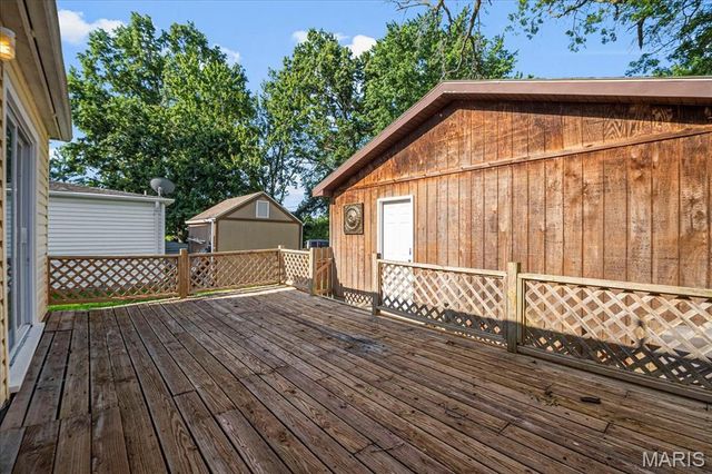 127 Welch Drive, Elsberry, MO 63343