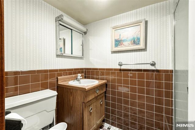 304 Terrace Avenue, Jersey City, NJ 07307