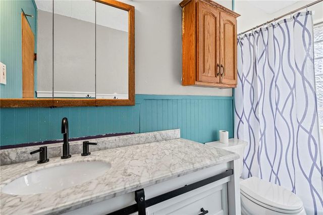 8141 NE 52nd Street, Kansas City, MO 64119