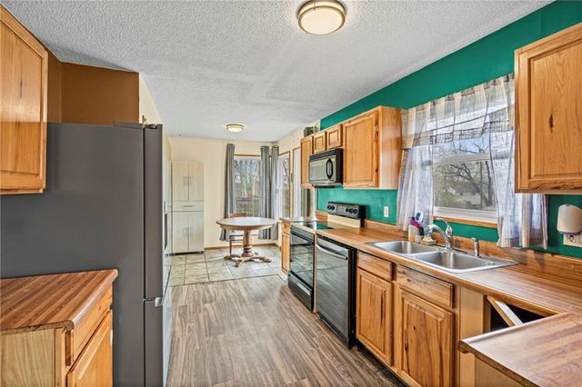 8141 NE 52nd Street, Kansas City, MO 64119