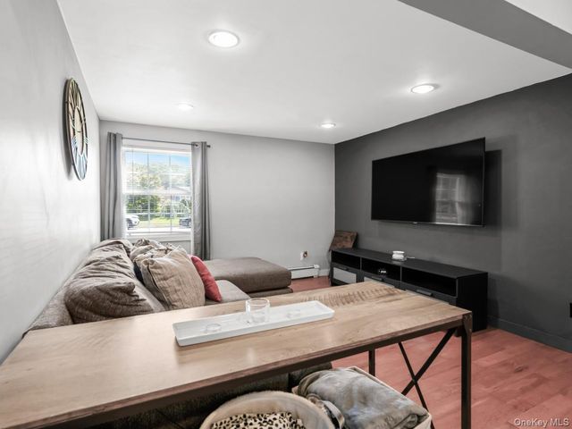 10 Corvair Lane, Selden, NY 11784