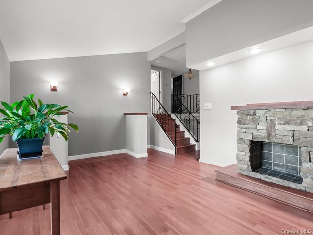 10 Corvair Lane, Selden, NY 11784