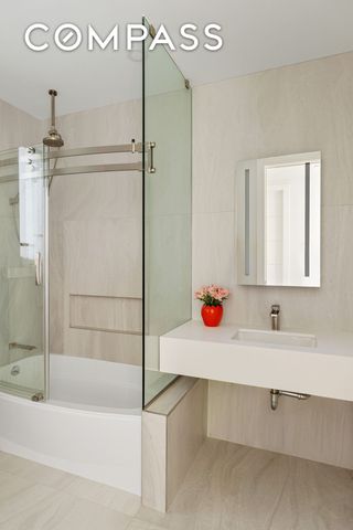 272 W 91st Street, New York City, NY 10024