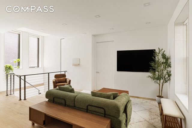 272 W 91st Street, New York City, NY 10024