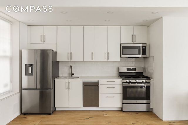 272 W 91st Street, New York City, NY 10024