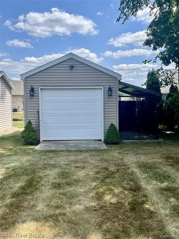 8345 Oak Ridge Drive, Goodrich, MI 48438