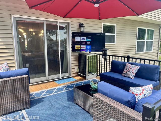 8345 Oak Ridge Drive, Goodrich, MI 48438