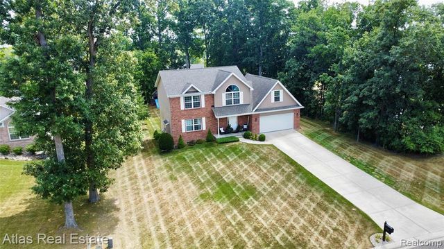 8345 Oak Ridge Drive, Goodrich, MI 48438